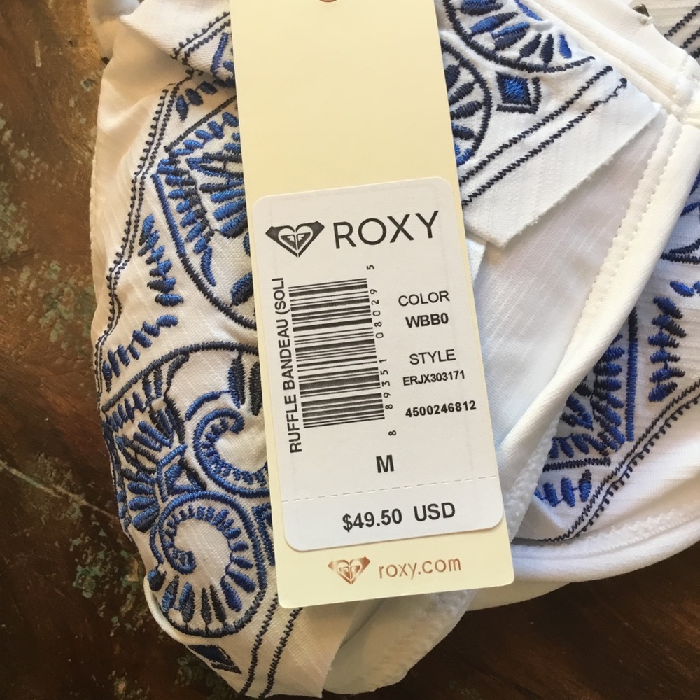 *NWT* Roxy Sandy Tile Ruffle Bandeau Bikini Top - Picture 7 of 8
